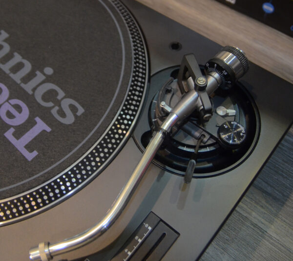 已售出Technics SL1200 MK5 – GE3CA001864：圖片 5
