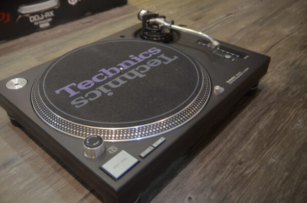售出Technics SL1200 MK5 – GE7SG01455R：圖片 6