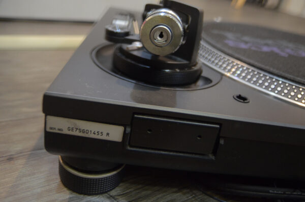 售出Technics SL1200 MK5 – GE7SG01455R：圖片 3