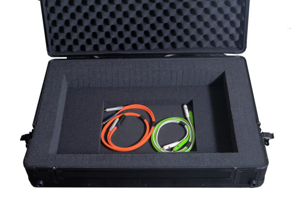 UDG Ultimate Pick Foam 飛行箱 XL號黑(NS4FX, S4 MK3,DDJ-800, SC LIVE 2, DDJ-SX3,  XDJ-RR ) U93013BL：圖片 5