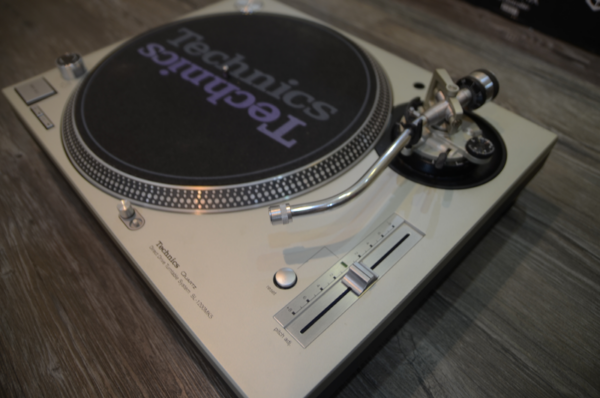 售出Technics SL1200 MK5 – GE4IB001350：圖片 4