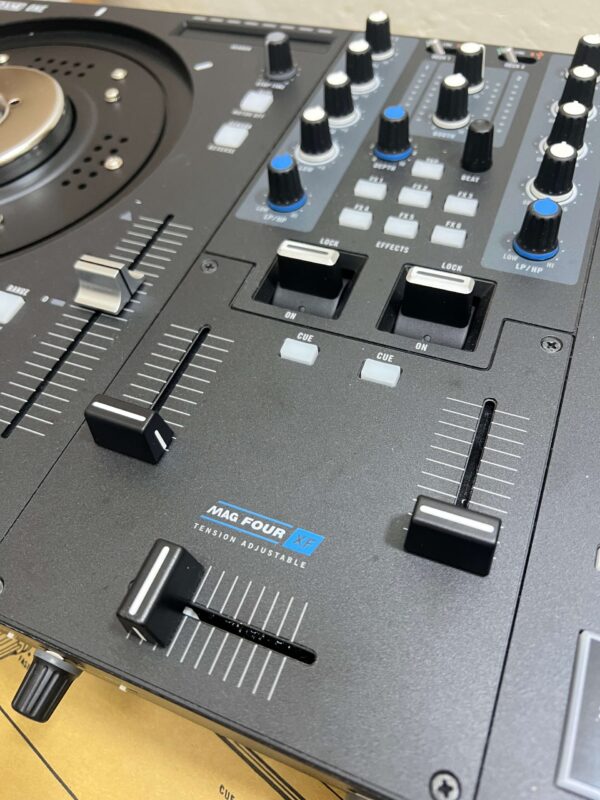 (已售出)二手 RANE ONE 控制器 (22765)：圖片 2