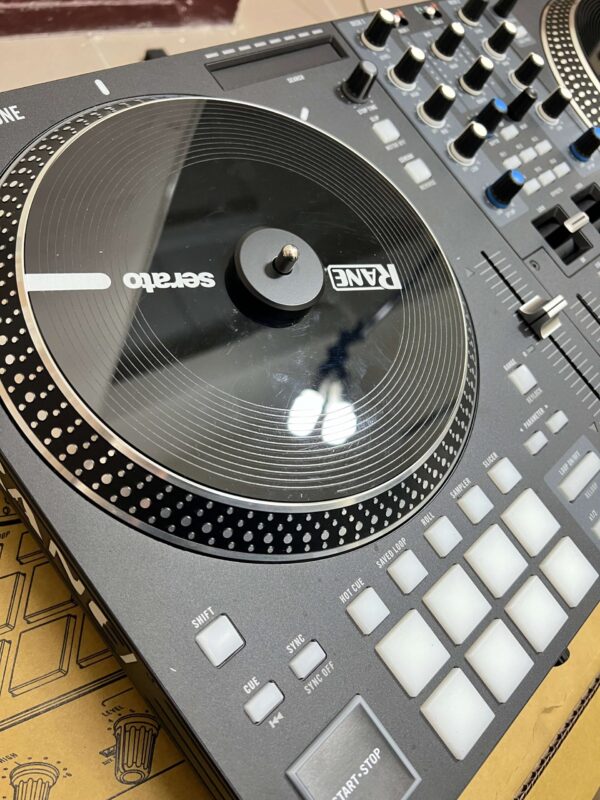 (已售出)二手 RANE ONE 控制器 (22765)：圖片 5