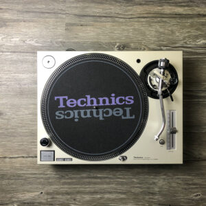 已售出Technics SL1200 MK5 – GE3LB001101
