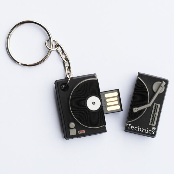 DMC TECHNICS 唱盤造型 USB 隨身碟＋鑰匙圈（8G）